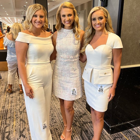 White Jovani Jumpsuit - Picture 4 of 4